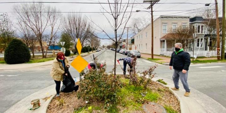 Roundabout Clean-up in Church Hill